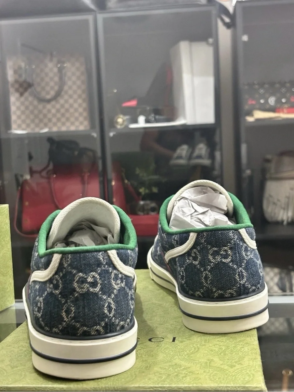 Gucci Tennis 1977 GG Denim Sneakers Blue Web Stripe Low Top Mens US 9. COA.